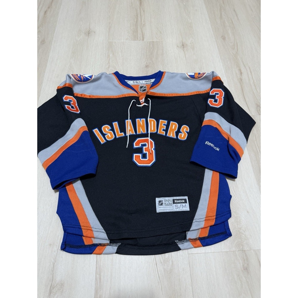 Reebok Premier NHL Jersey New York Islanders Travis Hamonic Black Alt Youth S/M
